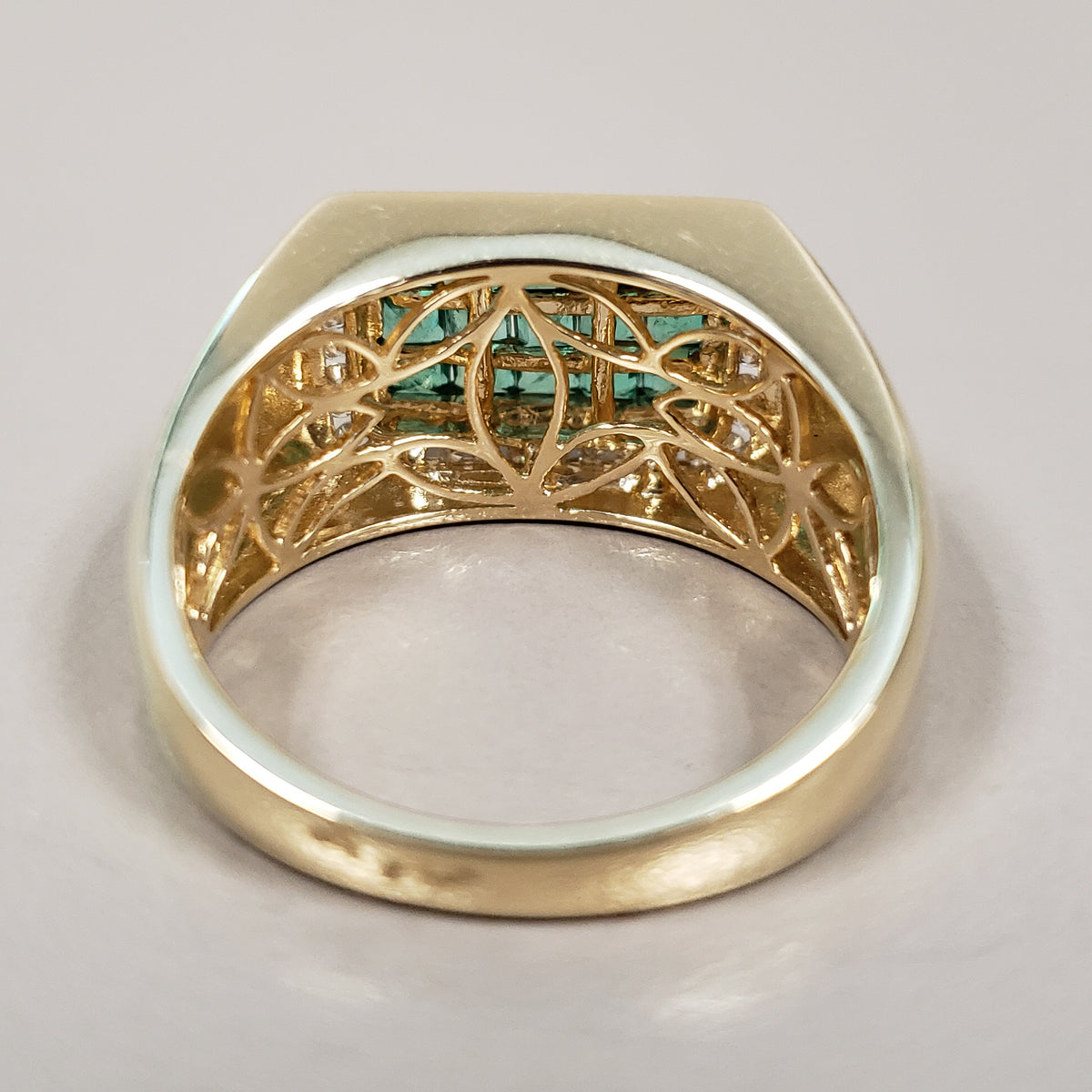 14KYG Invisible Set Mens Emerald Ring 1-1/2ctw